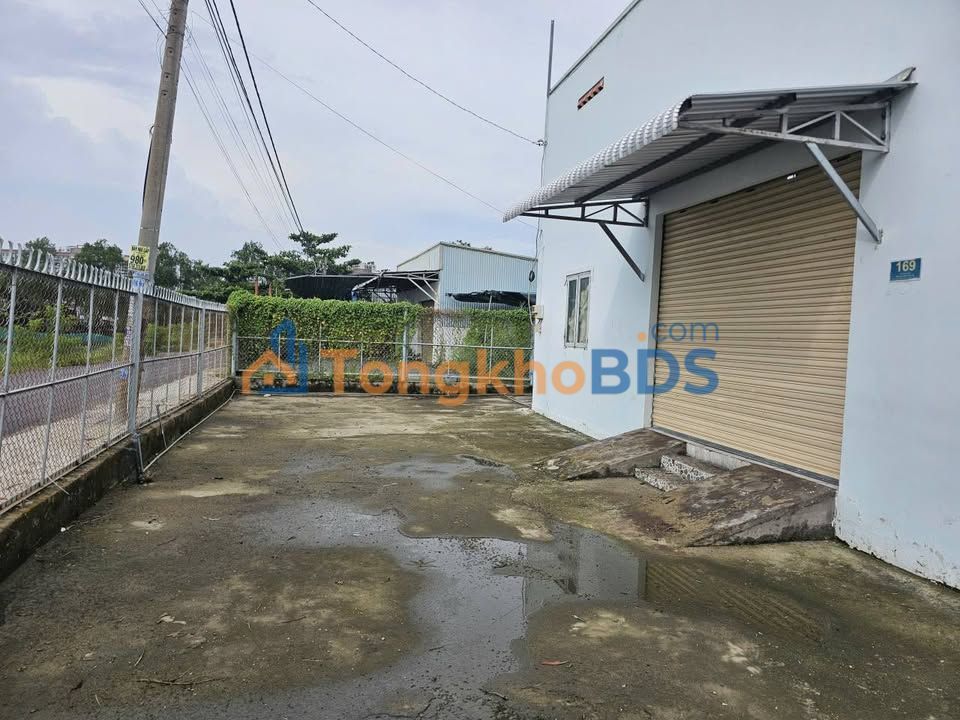 Kho Nguyễn Văn Linh Q8 180m² 11 triệu - Hoạt động ngay