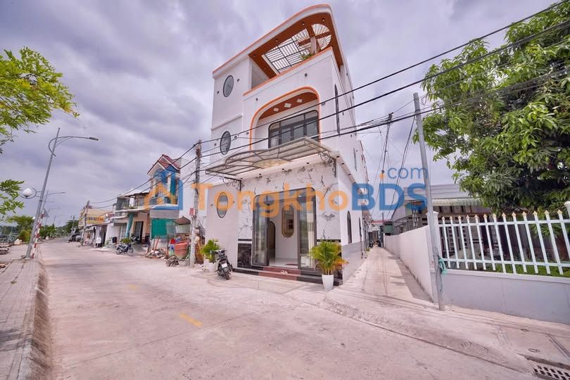 Nhà góc 2 mặt tiền An Bình 63m² 4 tỷ - Ô tô vào tận nhà