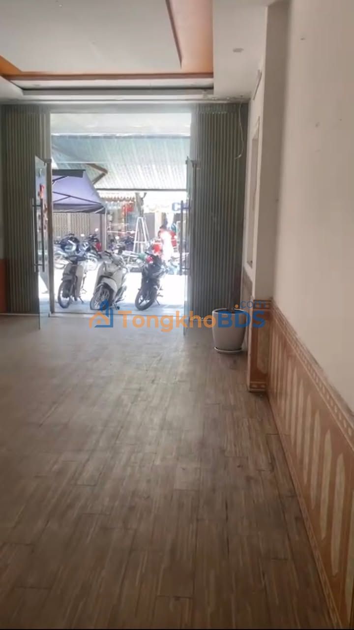 Cho thuê Nhà Mặt Tiền Nguyễn Hoàng, Đà Nẵng - 100m², Kinh Doanh Đa Ngành