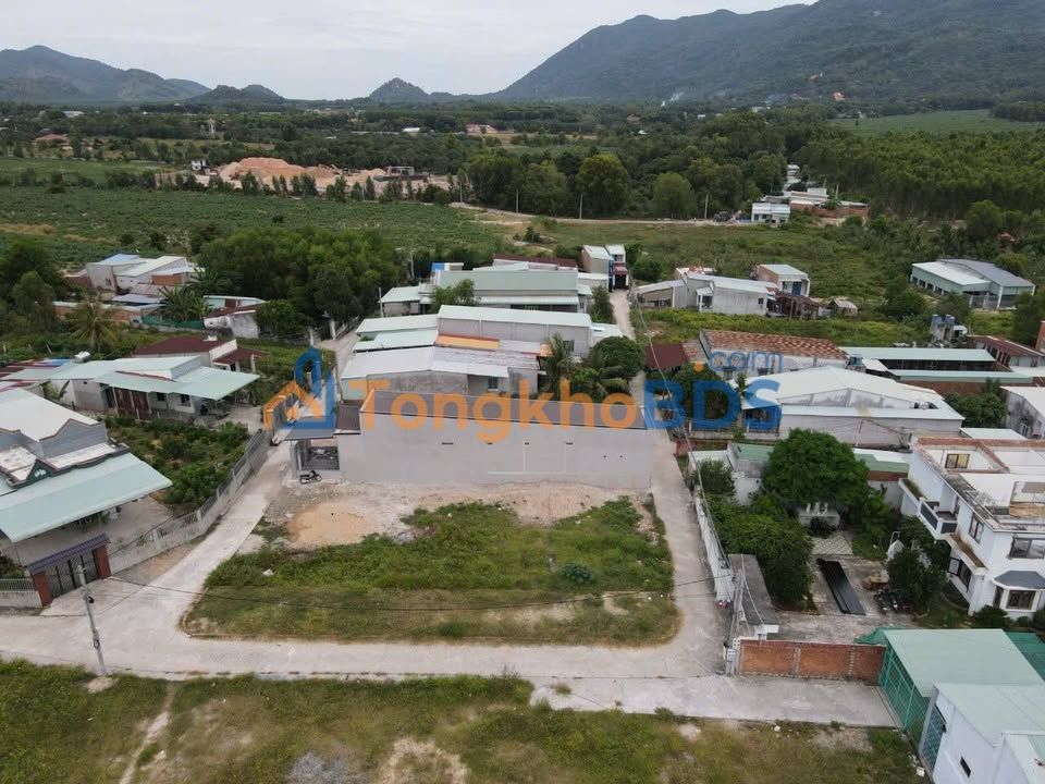 Đất nền Phường Phú Mỹ 300m² giá 3,2 tỷ - Chính chủ bán