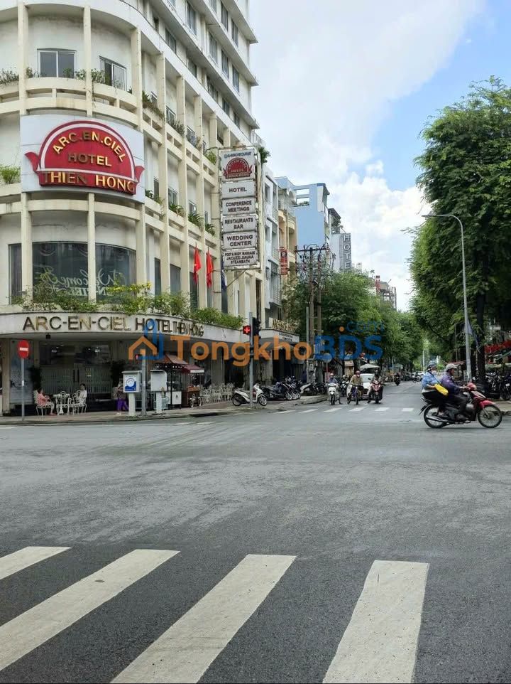 Căn hộ Trần Hưng Đạo Q5 50m² 1.99 tỷ - Bàn giao ngay