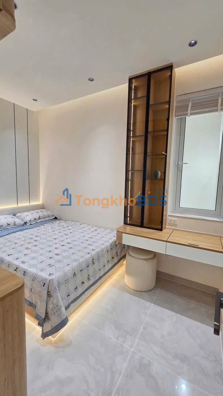 Căn hộ Sky Garden 3 Q7 99m² giá 9 tỷ - View đẹp