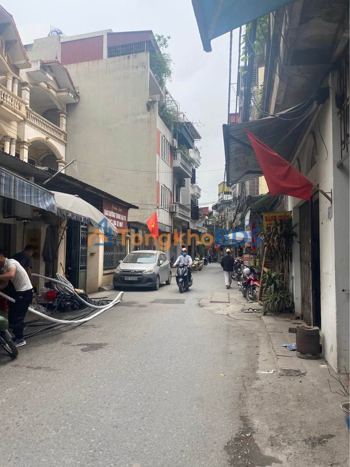 Nhà riêng Khương Trung 30m2 5 tỷ - Ô tô vào tận nhà