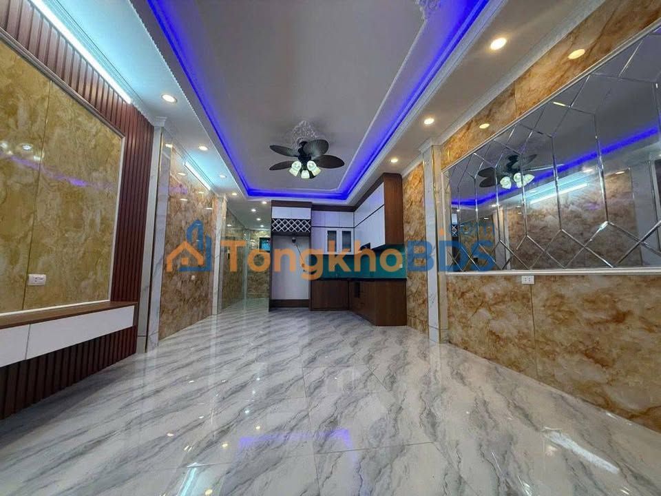 Nhà Tam Trinh Yên Sở 40m² 11.5 tỷ - Ô tô vào tận nhà