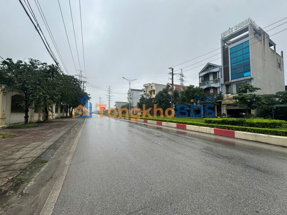 Nhà liền kề Trịnh Tú Ninh Bình 180m² - Mặt tiền kinh doanh