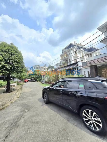 Đất Vàng 241m² Linh Trung, Thủ Đức - Sổ Riêng, Đối Diện Công Viên, Giá 20 Tỷ