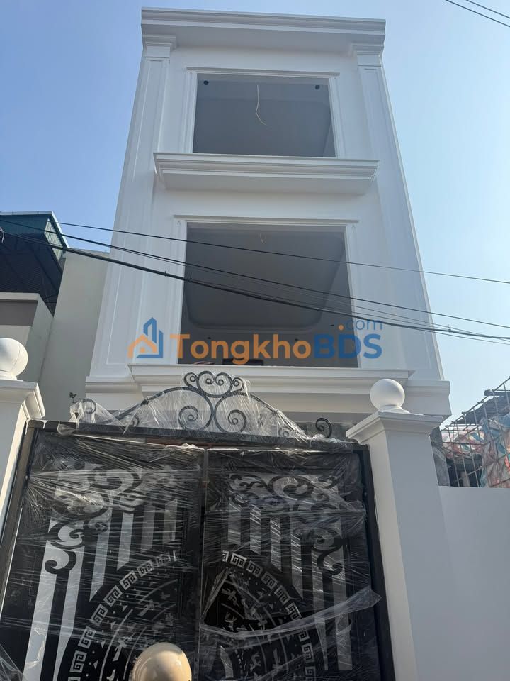 Nhà riêng Ngọc Hồi 70m² 6 tỷ - Oto đỗ cửa, tự do nội thất