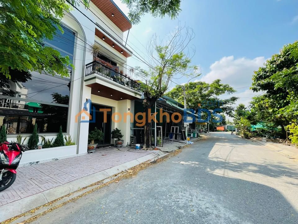 Townhouse Phước Lý Tây Ninh 128m² 4.4 tỷ - Mặt tiền kinh doanh