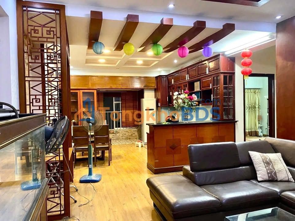 Nhà cho thuê Khuất Duy Tiến 130m² 17 triệu - Sẵn sàng ở ngay