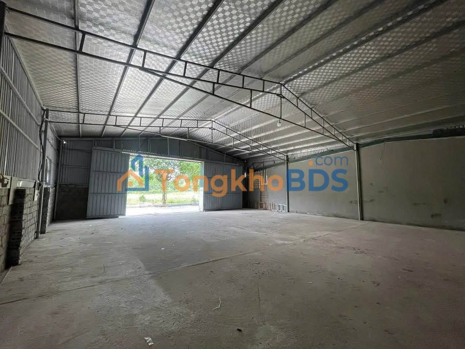 Cho thuê kho xưởng Văn Bình, Thường Tín 300m² - Sẵn sàng hoạt động, giá 10 triệu/tháng