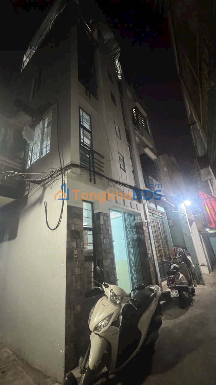 Nhà nguyên căn Phú Nhuận 32m² giá 12 triệu - Sẵn sàng ở ngay