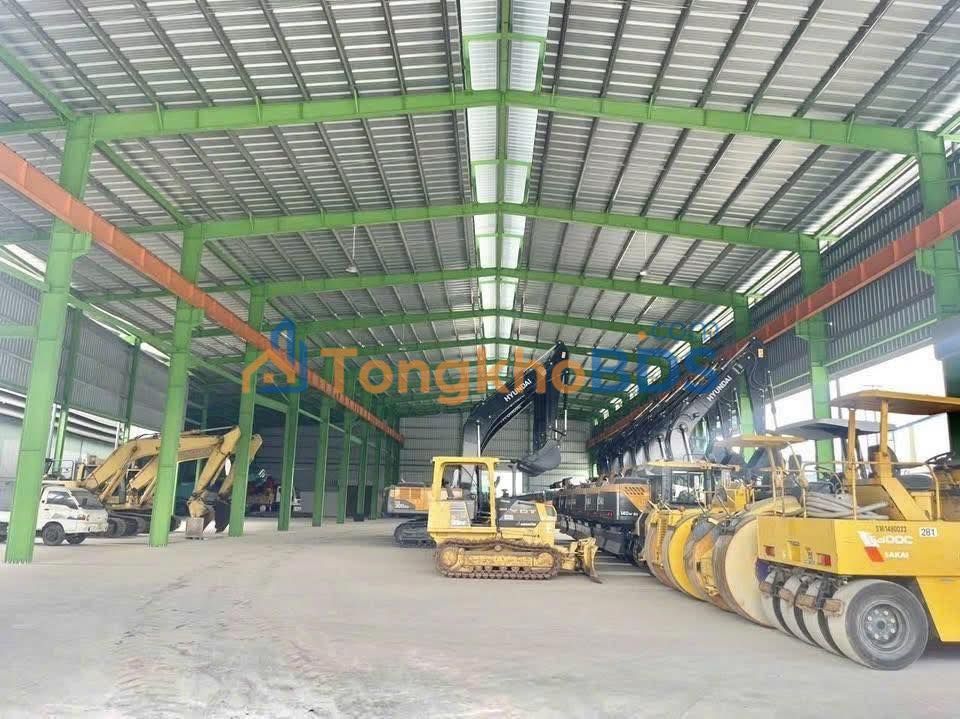 Kho xưởng Nguyên Khê 1900m² 152 triệu - Container thoải