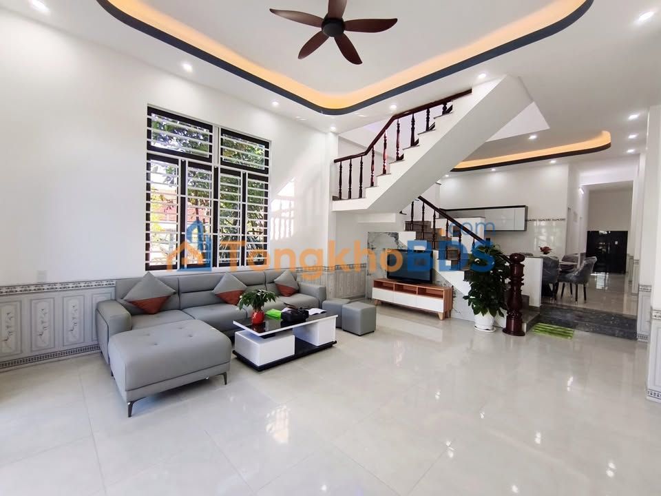 FrontHouse Đường Khuê Trung – 80m², mặt tiền kinh doanh - Chính chủ sẵn sàng vào ở