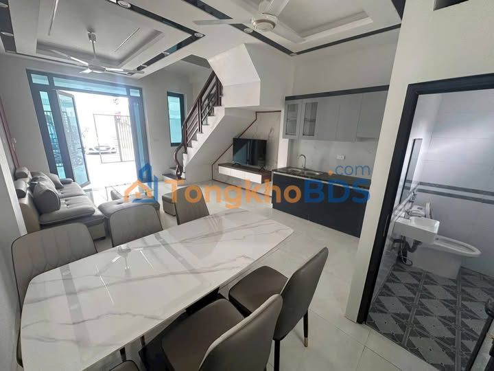 Nhà riêng Nguyễn Công Trứ 58m² - Chính chủ bán gấp