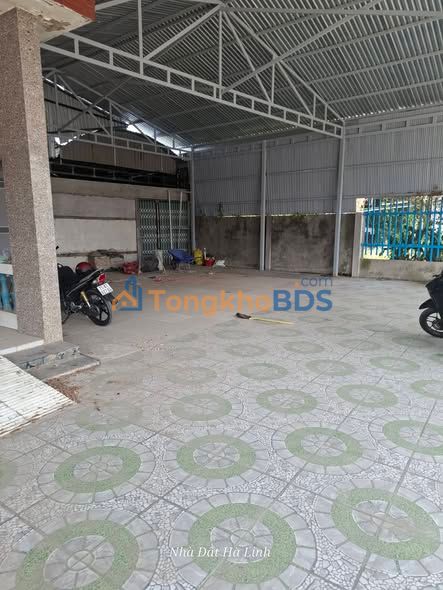 Nhà bán Mỏ Cày Bắc 500m² 2.3 tỷ - Chính chủ bán, sổ hồng rõ ràng