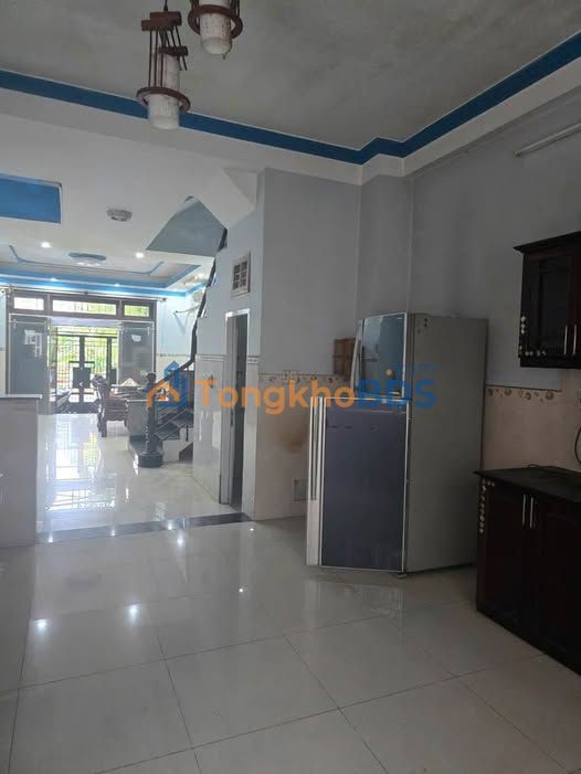 Nhà 3 tầng Phạm Công Trứ 100m² 23 triệu - Sẵn sàng ở ngay