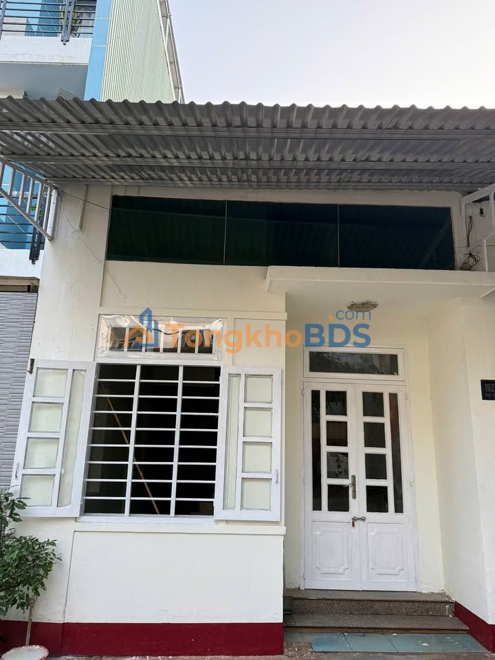 Nhà nguyên căn Hẻm Lý Thái Tổ 5 triệu - Sẵn sàng ở ngay