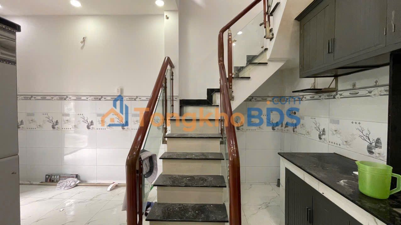 Nhà riêng Quận 6 Văn Thân 22m² 3.3 tỷ - Chính chủ bán