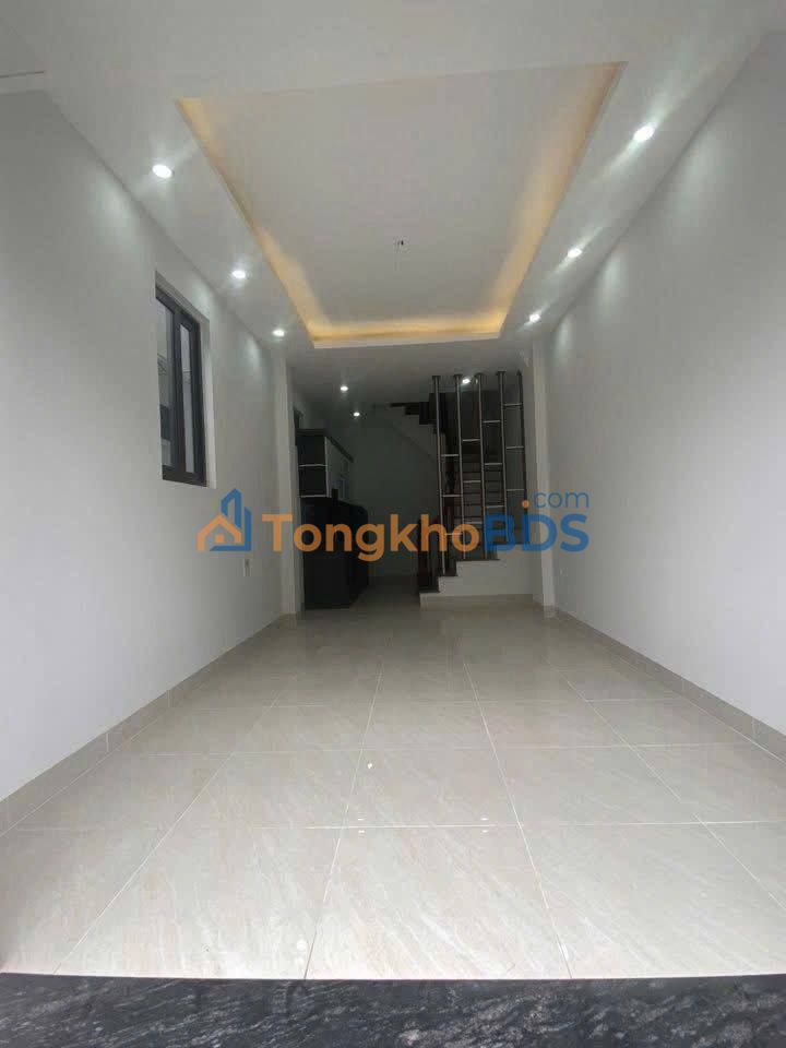 Nhà riêng Kim Chung 31m² 5 tỷ - Ô tô vào tận nhà