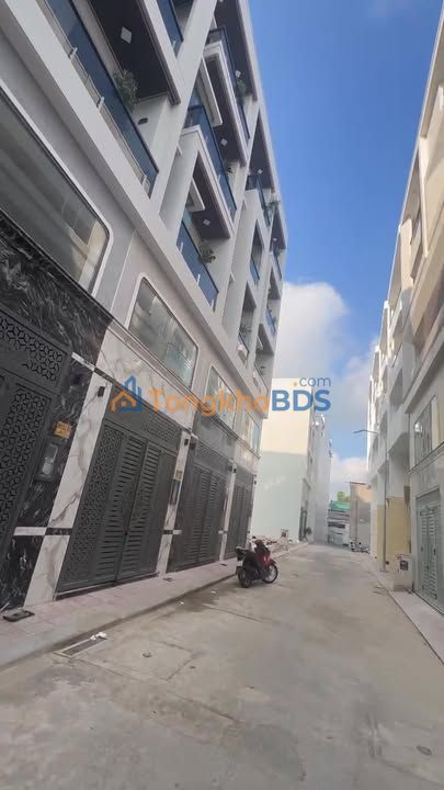Nhà riêng Bình Tân 272m² 7.95 tỷ - Sổ hồng sẵn thang may
