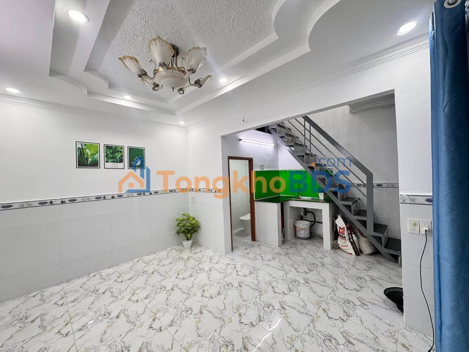Nhà Hẻm Hạm Văn Chiêu P14 21m2 3.25 tỷ - Ô tô vào tận nhà