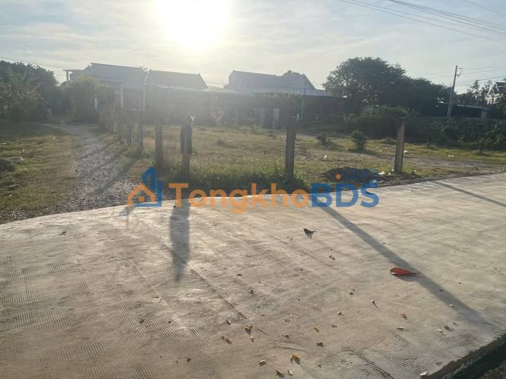 Đất Lô Góc 200m² Xã Mương Mán, Hàm Thuận Nam - Sổ Đỏ, Giá 1.4 Tỷ