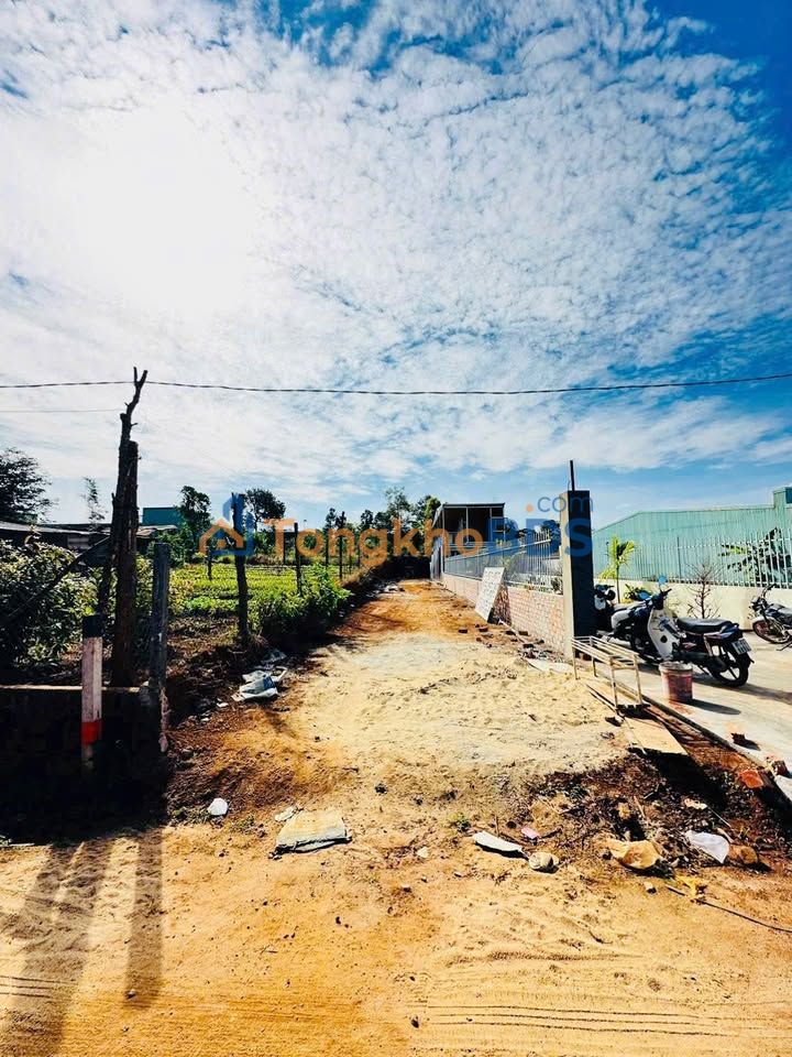 Bán Đất Nền Phường Ngô Mây, Quy Nhơn - 270m² Giá 999 Triệu