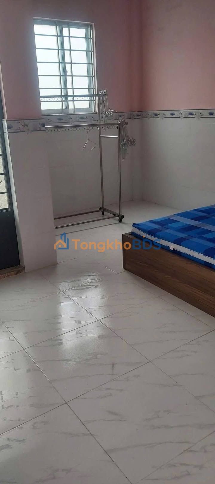 Nhà nguyên căn Bà Điểm Hóc Môn 5 triệu - Ô tô vào nhà