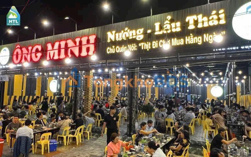 Nhà mặt phố Nguyễn Văn Huyên 90m² - Mặt tiền kinh doanh