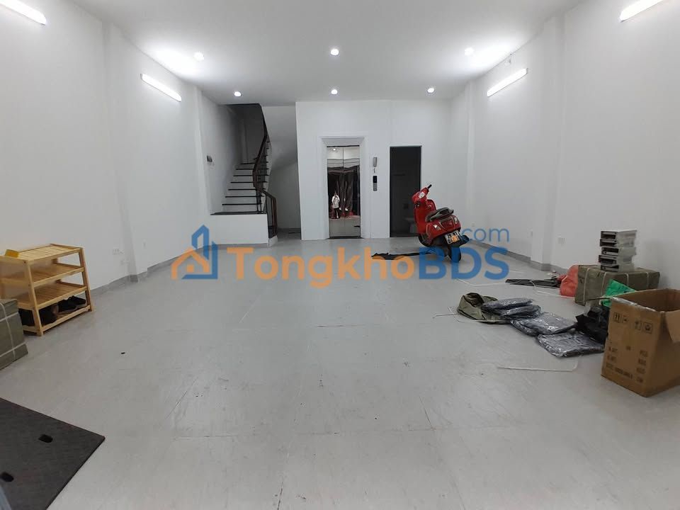 Nhà cho thuê Tân Mai 65m² giá 20 triệu - Sẵn sàng ở ngay