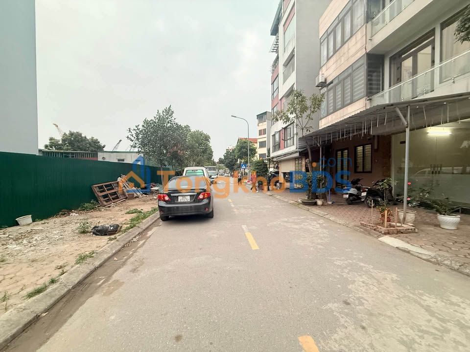 Đất nền Nguyễn Thời Trung Thạch Bàn 30m²/7 tỷ - Sổ đỏ chính chủ