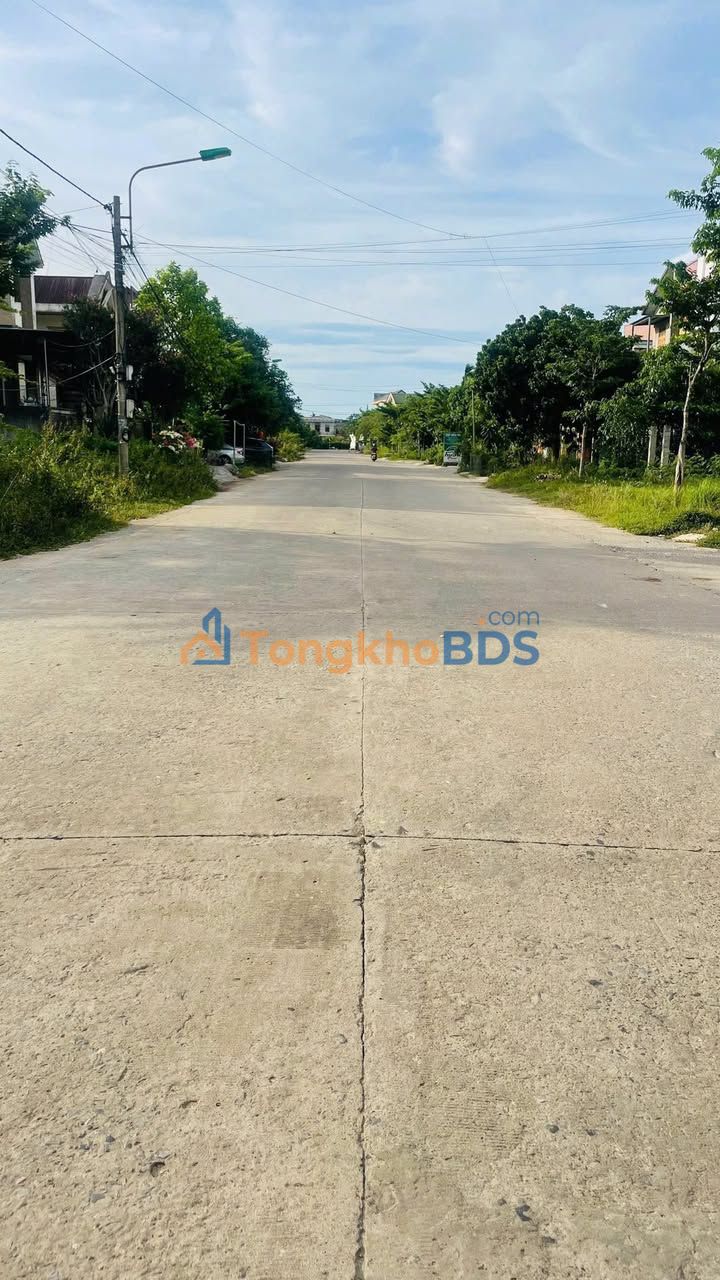 Nhà mặt tiền Nguyễn Trường Tộ Đông Hà 152m² - Kinh doanh ngay