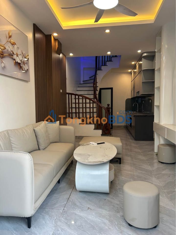 Nhà riêng Văn Tiến Dũng 33m² giá 5 tỷ - Sẵn sàng ở ngay