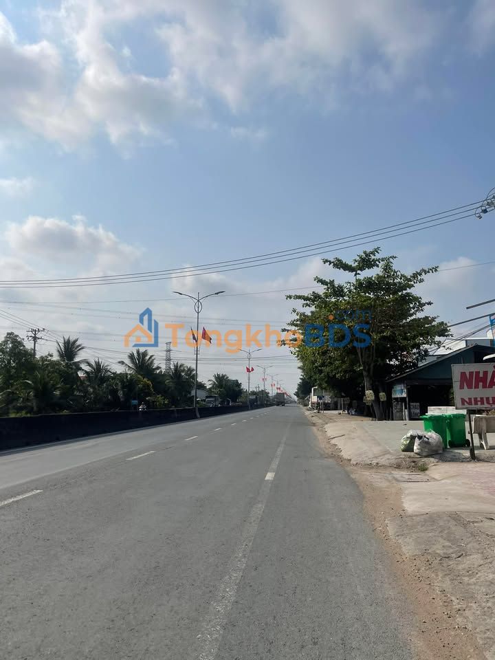 Đất nền Quốc lộ 1A Cái Bè 11.000m² 42 tỷ - Đường to ô tô