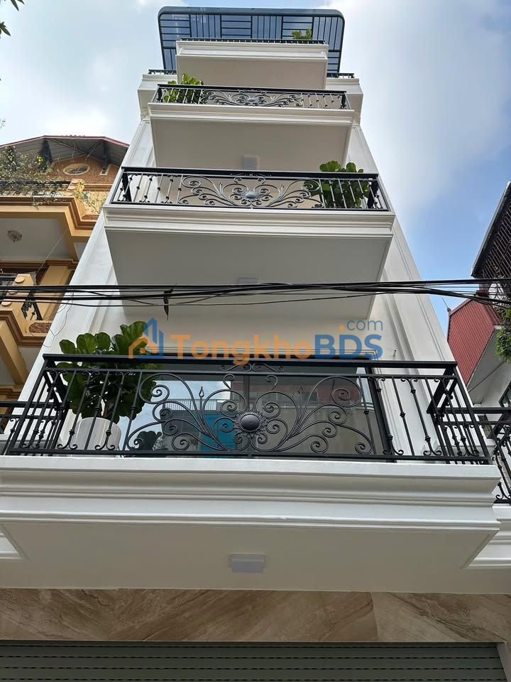 Nhà Ngọc Lâm Long Biên 82m² 23 tỷ - Full nội thất, vào ở luôn