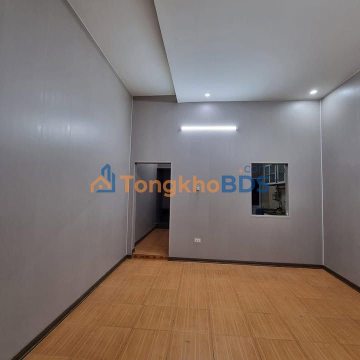 Nhà nguyên căn Ngô Tất Tố Đống Đa 35m² - Sẵn sàng ở ngay