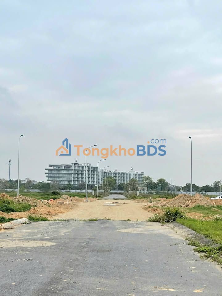 Đất nền Nam Vĩnh Yên GĐ3 - 275m² Hướng Bắc - View Golf 14.85 Tỷ