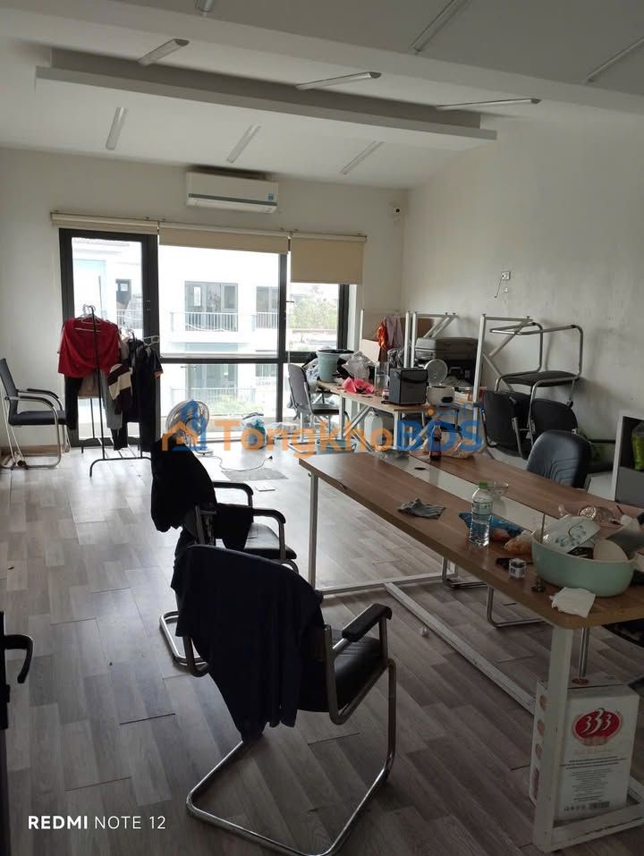 Townhouse Phường Xuân Phương 195m2/22tr - Cho thuê ngay