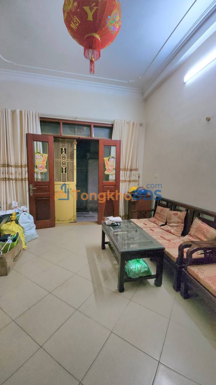 Nhà cho thuê Nguyễn Chính Hoàng Mai 35m2 8.5 triệu - Sẵn sàng ở ngay