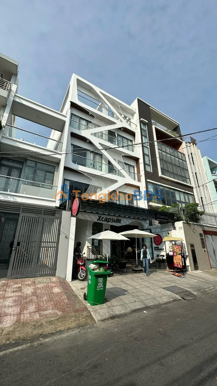 Nhà Bình Thạnh Nguyễn Gia Trí 184m² 54 tỷ - Ô tô vào nhà
