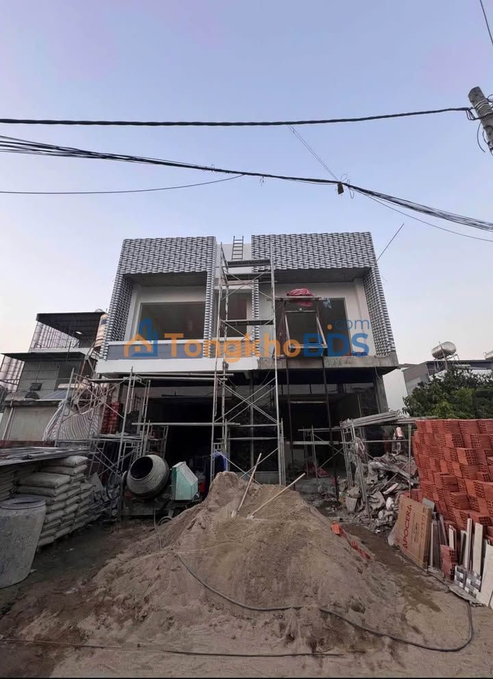 Nhà nguyên căn Mai Hắc Đế Buôn Ma Thuột 7tr - Sẵn sàng ở ngay