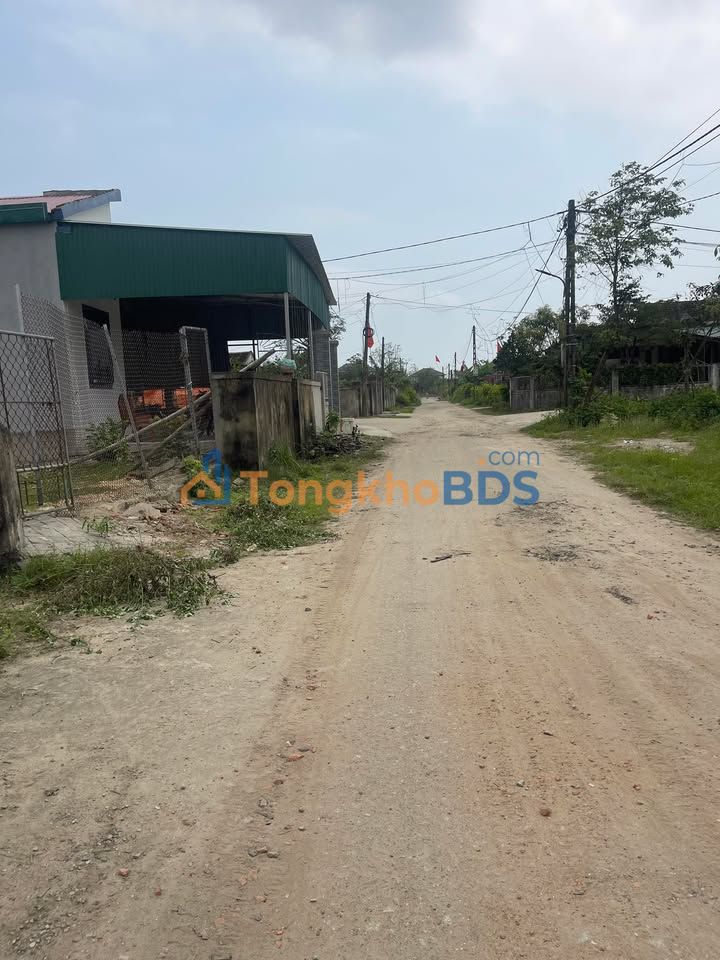 Đất nền Mai Phụ Thạch Hà 300m² 1 tỷ - Đầu tư dài hạn