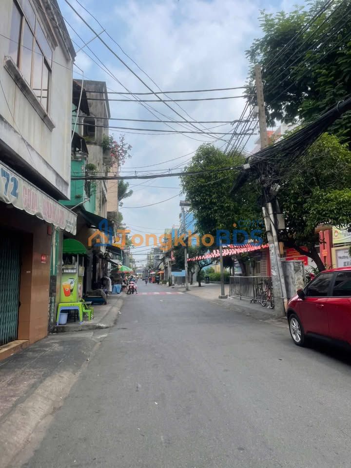 Nhà riêng Q4 Đoàn Văn Bơ 93m² 5.65 tỷ - Ô tô vào nhà