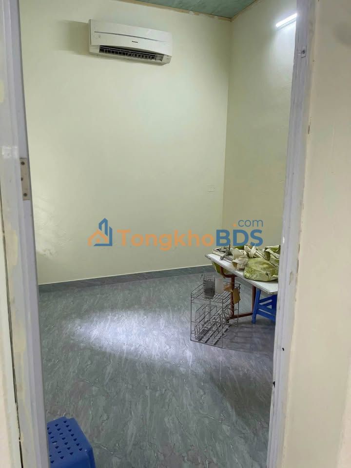 Nhà riêng Ngõ 99 Nguyễn Hữu Tuệ 80m² 4 triệu/tháng - Sẵn sàng ở ngay