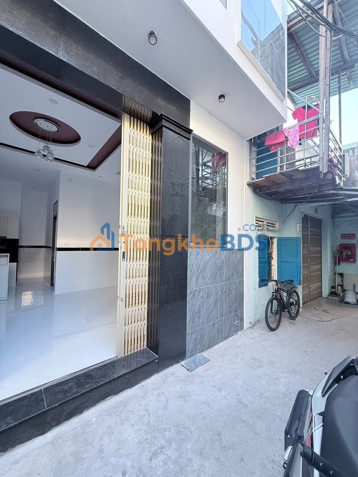 Nhà riêng Lê Lợi Quy Nhơn 42m2 2 tỷ - Ô tô vào tận nhà