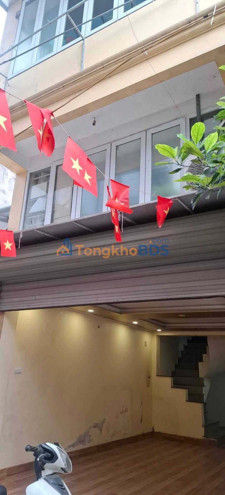 Nhà nguyên căn Bắc Cầu Ngọc Thụy 5.5 triệu - Sẵn sàng ở ngay