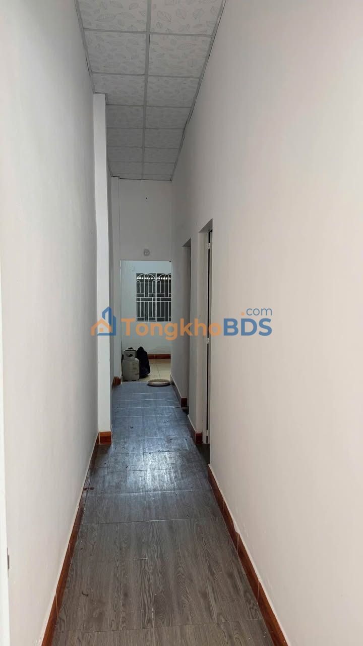 Nhà nguyên căn Lương Thế Vinh P1 125m² 6tr - Ô tô vào nhà