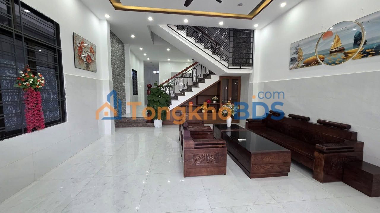 Nhà Hoàng Sâm Cầu Giấy 99m² giá thỏa thuận - Chính chủ bán