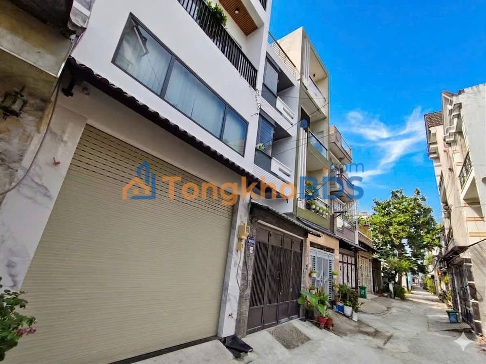 Nhà Quận 12 60m² giá 6.39 tỷ - Ô tô vào tận nhà