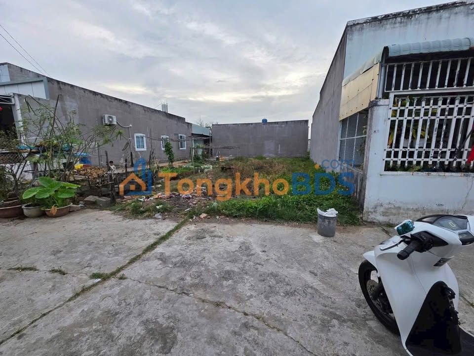 Đất Phan Trọng Tuệ Phú Giáo 100m² 690 triệu - Đường to ô tô